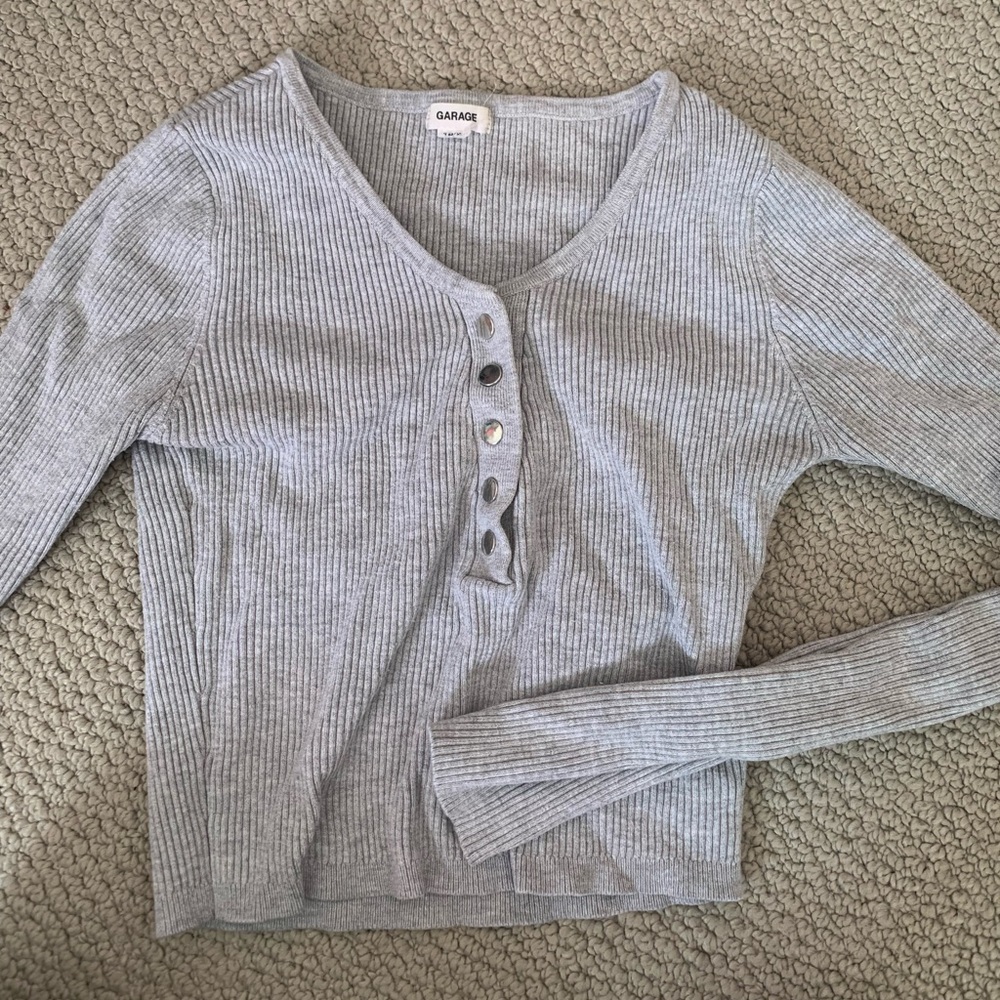 Garage gray crop top